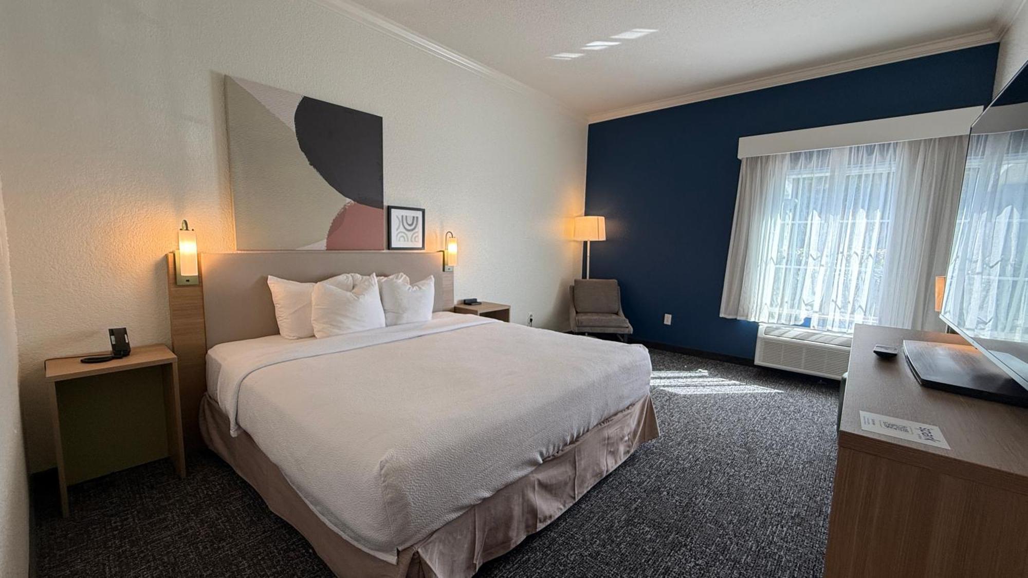 Spark By Hilton Brandon Extérieur photo