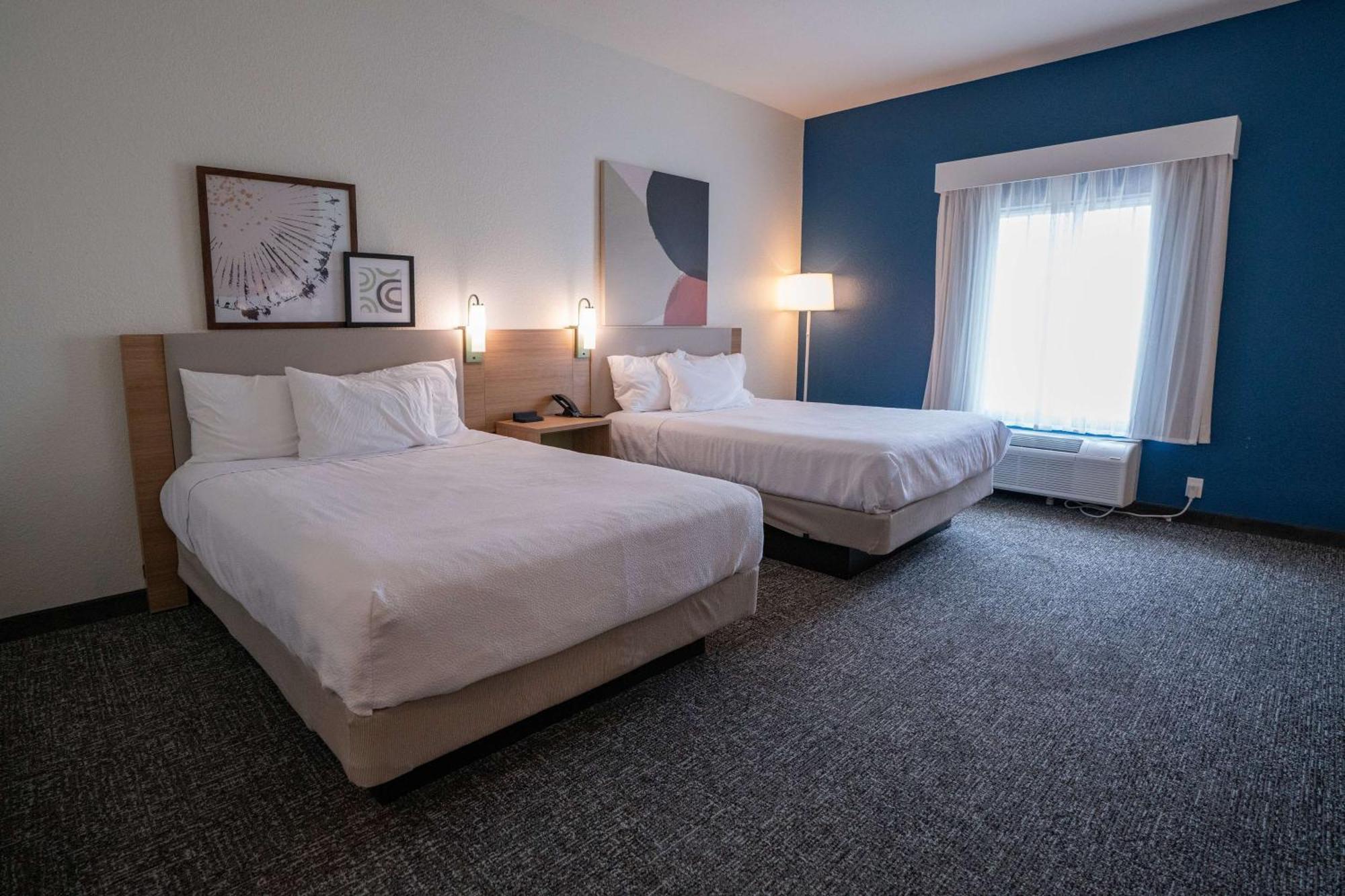 Spark By Hilton Brandon Extérieur photo