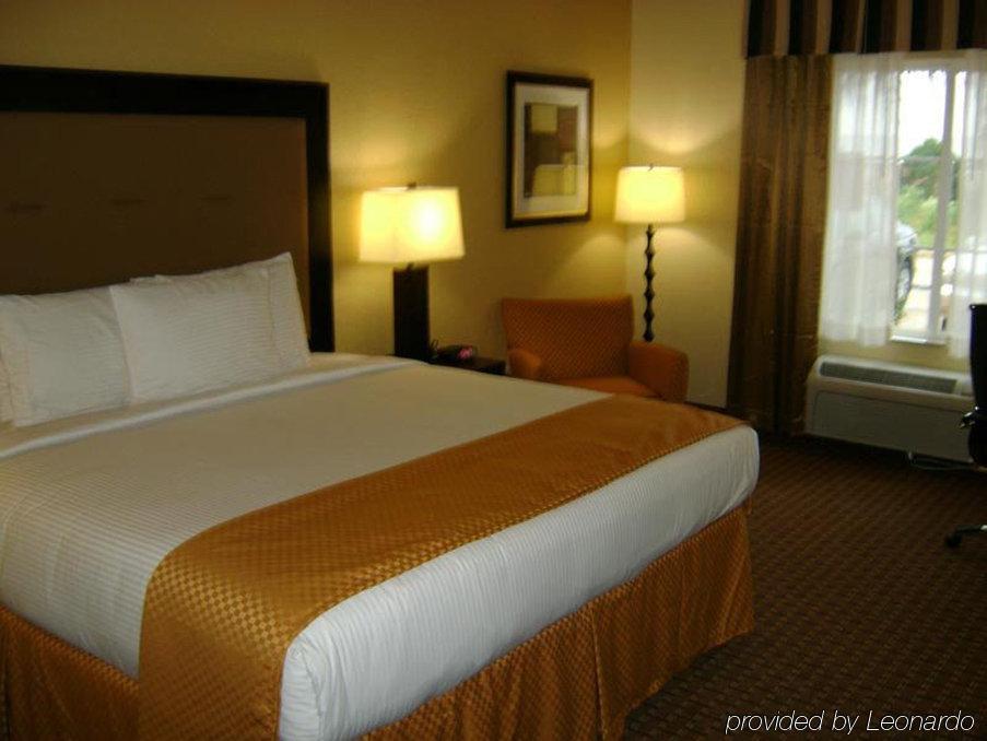 Spark By Hilton Brandon Extérieur photo