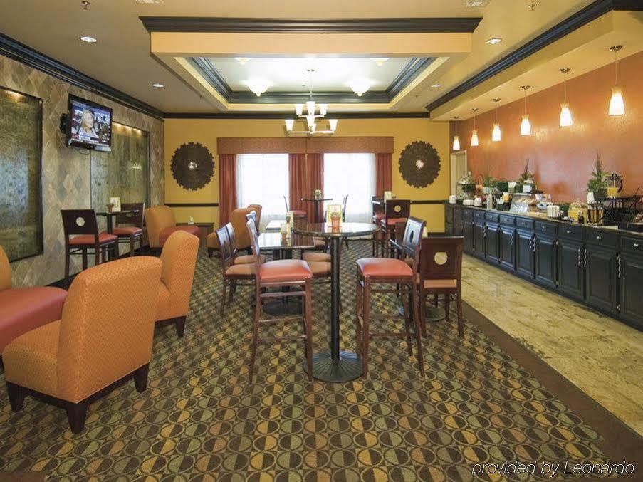 Spark By Hilton Brandon Extérieur photo